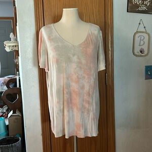 Green Envelope Pastel Top - Women’s Size 2X